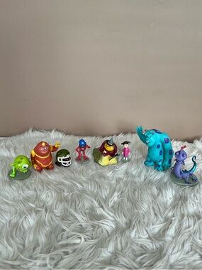 {Disney} Monsters, Inc. Character Toy Set